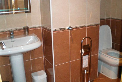 Apartamentos de vacaciones en Fisterra -  bano